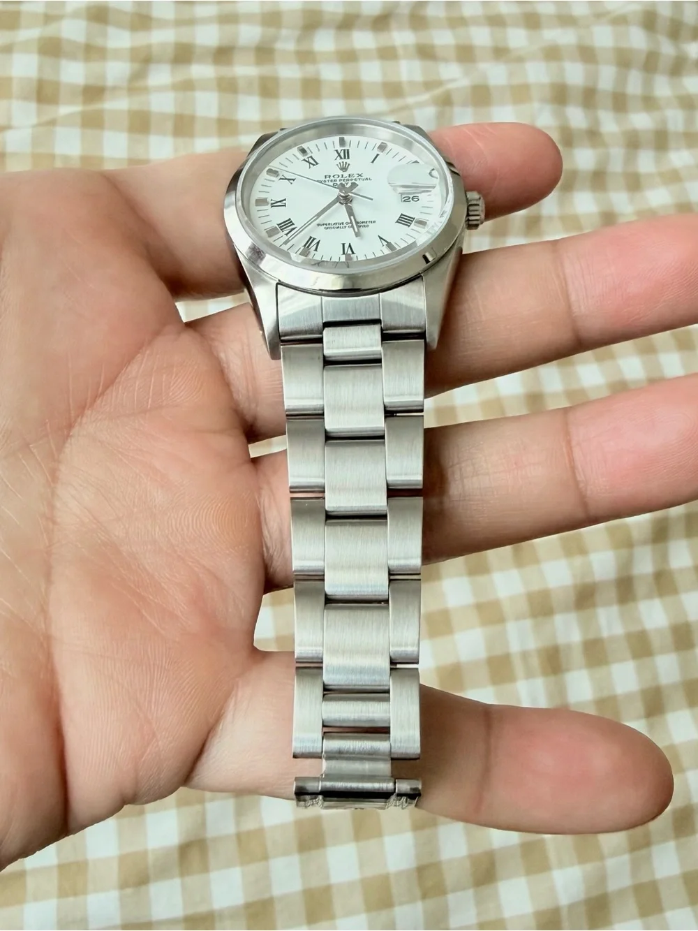 🥝 Rolex Oyster Perpetual Date 15200 – White Roman Dial – Box & Papers – EUC